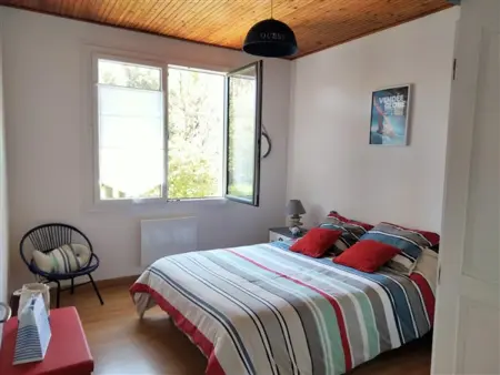 Maison familiale avec jardin, parking privé et wifi aux Sables-d'Olonne - Photo 9