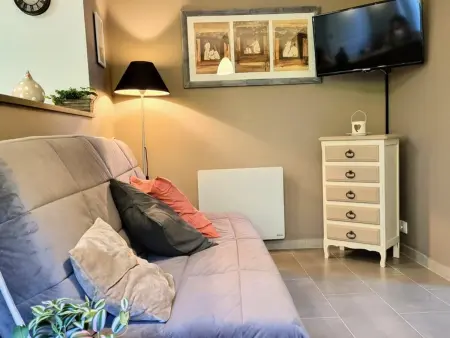 Gîte tout inclus avec jardin clos, terrasse privative, proche forêt et randonnées, 1 chambre, 1 canapé-lit - Photo 12
