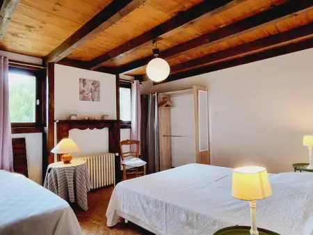 Gîte Familial dans Ferme de 1713, Jardin Privé et Jeux - Photo 16