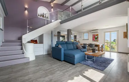Maison 8 personnes à Saint Laurent du Var - Photo 2