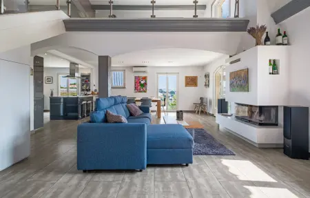 Maison 8 personnes à Saint Laurent du Var - Photo 3