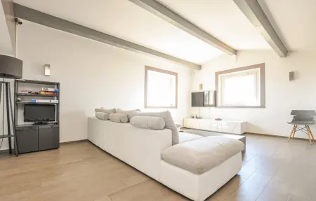 Maison 8 personnes à Saint Laurent du Var - Photo 4