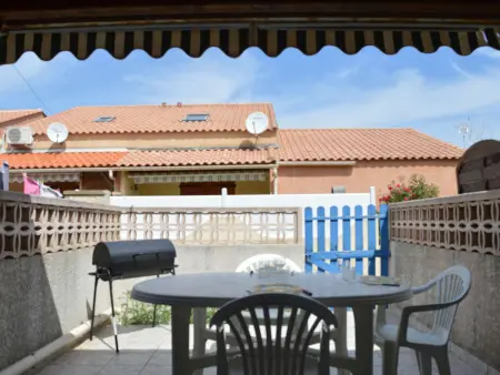 Pavillon avec Terrasse, 6 couchages, à 250m de la Plage et 600m des Commerces - Narbonne Plage - Photo 1
