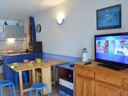 Pavillon avec Terrasse, 6 couchages, à 250m de la Plage et 600m des Commerces - Narbonne Plage - Photo 7