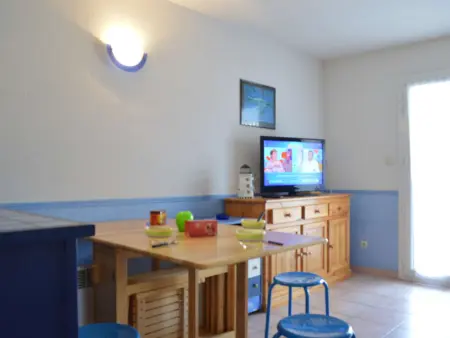 Pavillon avec Terrasse, 6 couchages, à 250m de la Plage et 600m des Commerces - Narbonne Plage - Photo 10