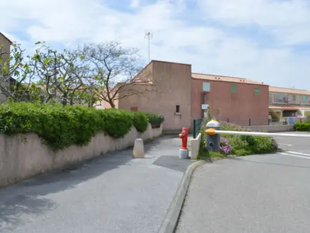 Pavillon avec Terrasse, 6 couchages, à 250m de la Plage et 600m des Commerces - Narbonne Plage - Photo 19