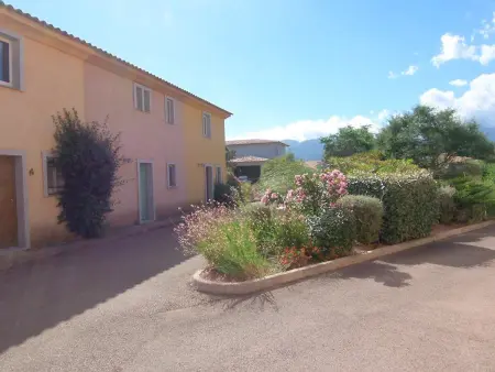 Villa Duplex Climatisée - Plage et Commerces à Pied - Résidence de Standing avec Piscine - Photo 2