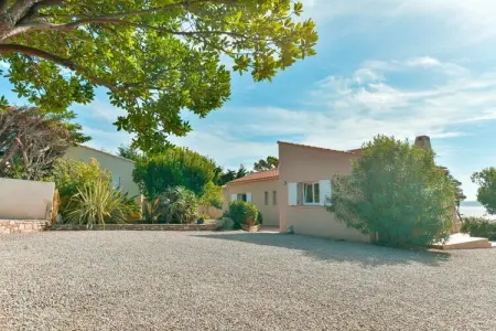 VILLA LA CRIQUE, Belle maison de vacances avec terrasse - Photo 13