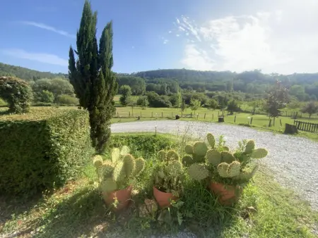 Séjour au cœur de la Dordogne avec piscine et terrasse - Photo 9