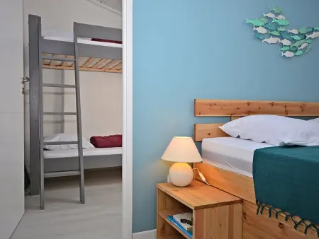 Maison rénovée avec mezzanine à Saint-Georges-d'Oléron, proche plage - Photo 10