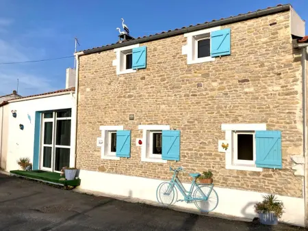 Maison rénovée avec mezzanine à Saint-Georges-d'Oléron, proche plage - Photo 13