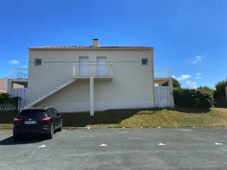 Appartement à deux pas de la plage avec balcon-terrasse - Photo 4
