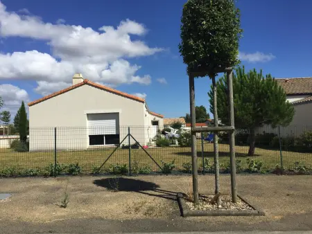Maison Familiale à Longeville-sur-Mer, Proche Plage et Commerces, Terrasse et Jardin Clôturé - Photo 7