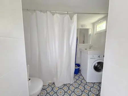 Appartement 2 Chambres avec Jardin Privé Proche Plage - Photo 11