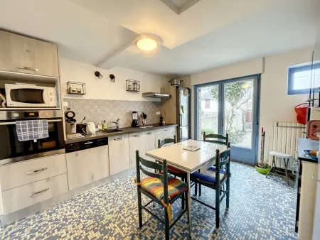 Villa proche Plage et Centre, Jardin Clos, Wifi, Chien possible - Photo 8