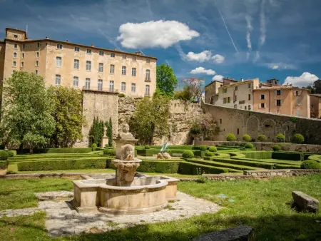 La Bastide Romaine, Villa de luxe avec piscine et jardin clos - Photo 24