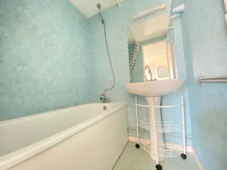 Maison avec piscine, tennis à 300m de la plage - 2 chambres, terrasse et parking privé - Photo 7
