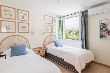 Villa Bellevue, Villa avec vue sur la mer et piscine - Photo 15
