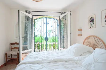 Villa Bellevue, Villa avec vue sur la mer et piscine - Photo 17