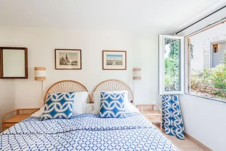 Villa Bellevue, Villa avec vue sur la mer et piscine - Photo 21