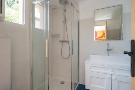 Villa Bellevue, Villa avec vue sur la mer et piscine - Photo 22