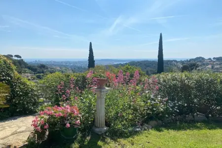 Villa Bellevue, Villa avec vue sur la mer et piscine - Photo 33