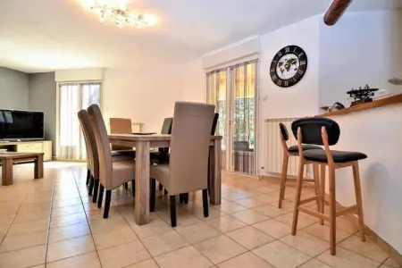 VILLA LA VERNEDE, Villa en Occitanie avec piscine et jardin - Photo 1