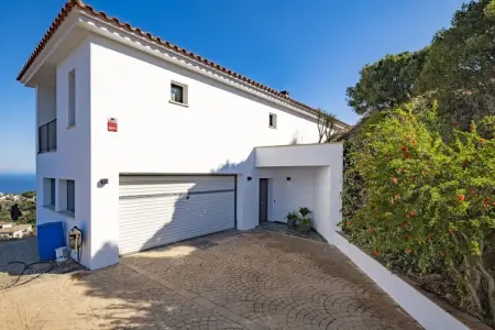 Villa Natea, Belle maison avec une vue incroyable sur la mer - Photo 25