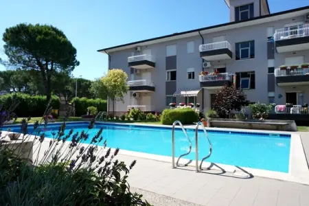 RAFFAELLO 1 int 3 tipo C  con piscina, Maison à Caorle près de Spiaggia Tartaruga - Photo 20