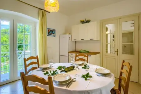 Holiday Home Magda, Jolie maison de vacances à Kraljevica avec jardin - Photo 9