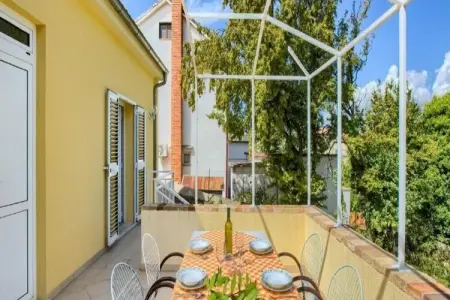 Holiday Home Magda, Jolie maison de vacances à Kraljevica avec jardin - Photo 14