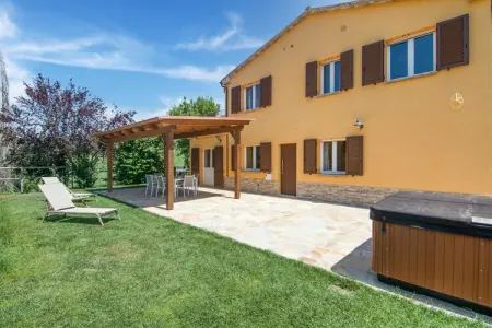 Montenovo Villa, Villa à Ostra Vetere avec Piscine et Jacuzzis - Photo 7