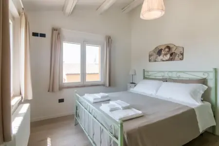Montenovo Villa, Villa à Ostra Vetere avec Piscine et Jacuzzis - Photo 25