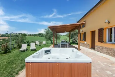 Montenovo Villa, Villa à Ostra Vetere avec Piscine et Jacuzzis - Photo 38