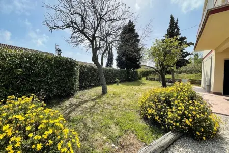 Casa Manù, Maison de vacances spacieuse à Lapedona avec jardin - Photo 5