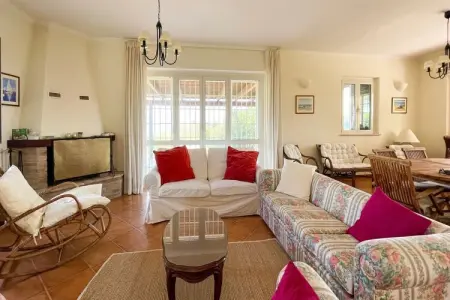 Casa Manù, Maison de vacances spacieuse à Lapedona avec jardin - Photo 8