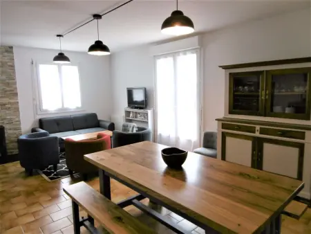 Maison 5 pièces à 50m de la plage avec jardin, terrasse et parking, idéale pour 8-9 personnes - Photo 3