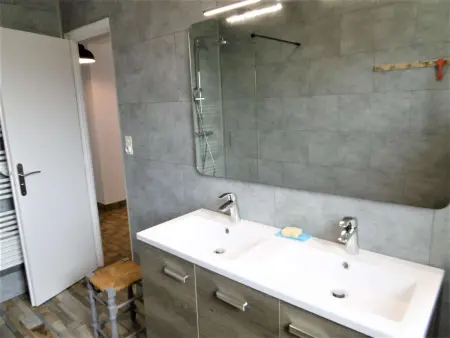 Maison 5 pièces à 50m de la plage avec jardin, terrasse et parking, idéale pour 8-9 personnes - Photo 19