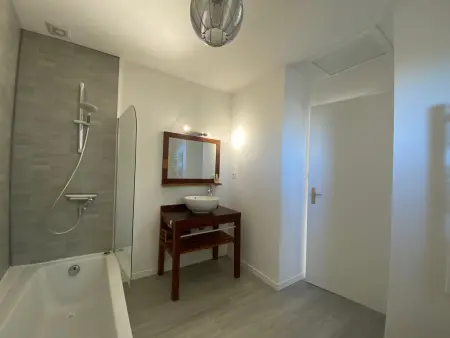 Maison 4 chambres avec WIFI et animaux acceptés à 200m de la plage - Photo 15