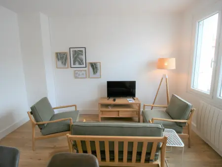 Maison Rénovée 200m du Centre et 350m Plage - Cour Fermée, 2 Chambres, Tout Équipé - Photo 4