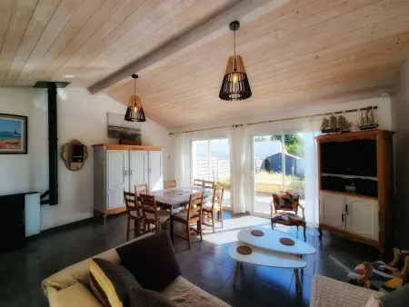Maison neuve 3 chambres à St-Pierre-d'Oléron, animaux admis, parking, proche plage - Photo 3