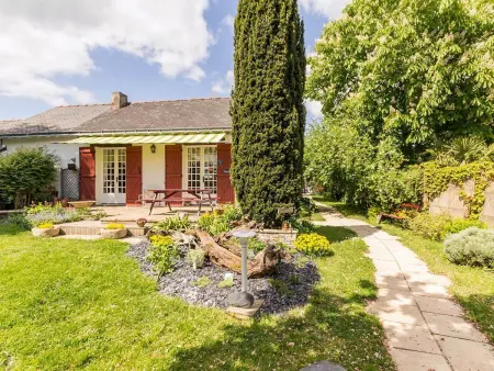 Gîte rénové calme avec jardin fleuri, à proximité du canal de Nantes à Brest et de la forêt du Gâvre - Photo 6
