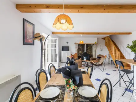 Maison confortable avec jardinet clos et terrasse à Canville-la-Rocque - Photo 8