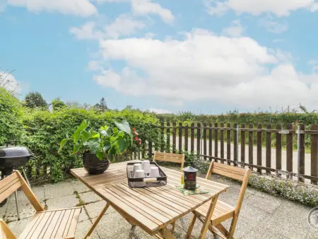 Maison confortable avec jardinet clos et terrasse à Canville-la-Rocque - Photo 9