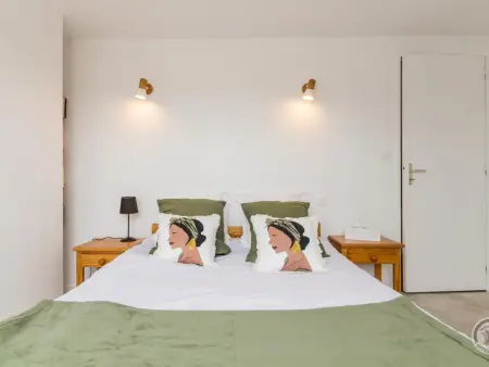 Maison confortable avec jardinet clos et terrasse à Canville-la-Rocque - Photo 11