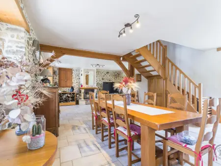 Maison conviviale avec étang, cheminée, draps fournis à Gouville-sur-Mer - Photo 9