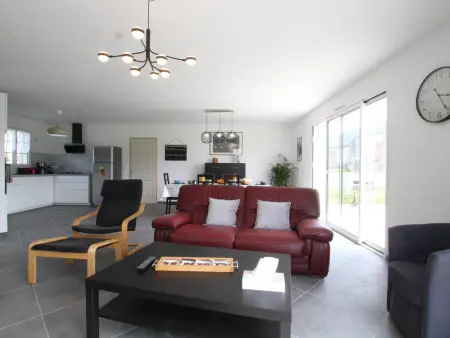 Charmante maison près de la plage avec jardin et terrasse - Photo 1