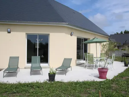 Charmante maison près de la plage avec jardin et terrasse - Photo 12