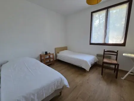 Maison familiale à 750m de la plage, jardin et parking privé - Photo 6