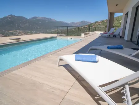 Villa spacieuse climatisée avec piscine privée chauffée, proche des plages - Photo 1